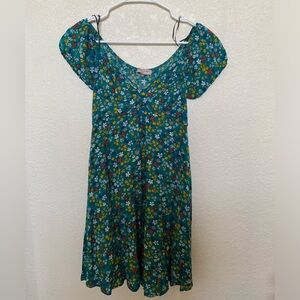 Cute teal floral dress, perfect for summer!